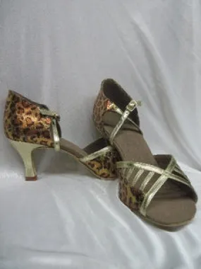 Comfort Shank 2.5" Flor -- Flare Heel Latin Sandal -- Leopard/Gold