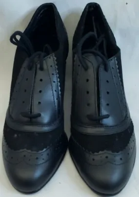 All Day Travel Light Move Bold 2" Victoria -- Women's Character Oxford -- Black