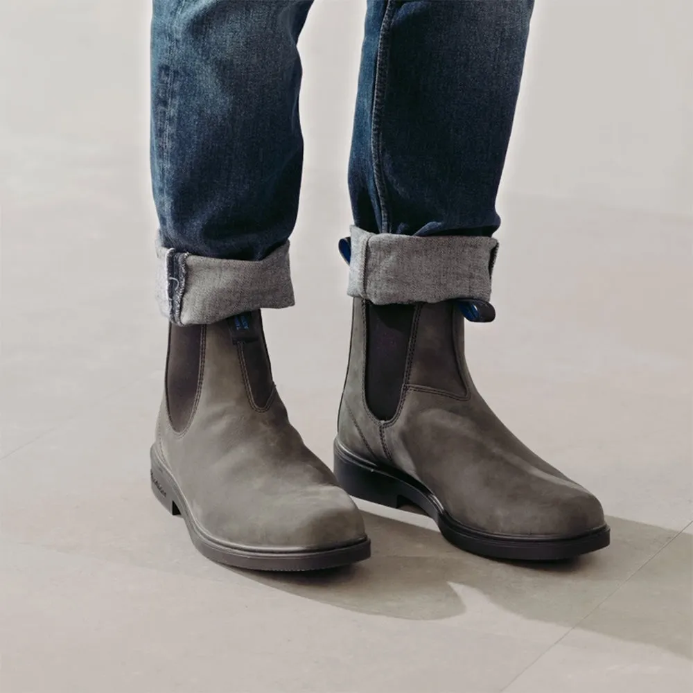 Blundstone Winter Thermal Dress 1392 in Rustic Black Hardwearing Build Minimal Design