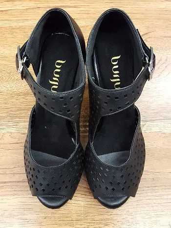 3" Onyx -- Women's Flare Heel Latin Sandal -- Black Camera Look