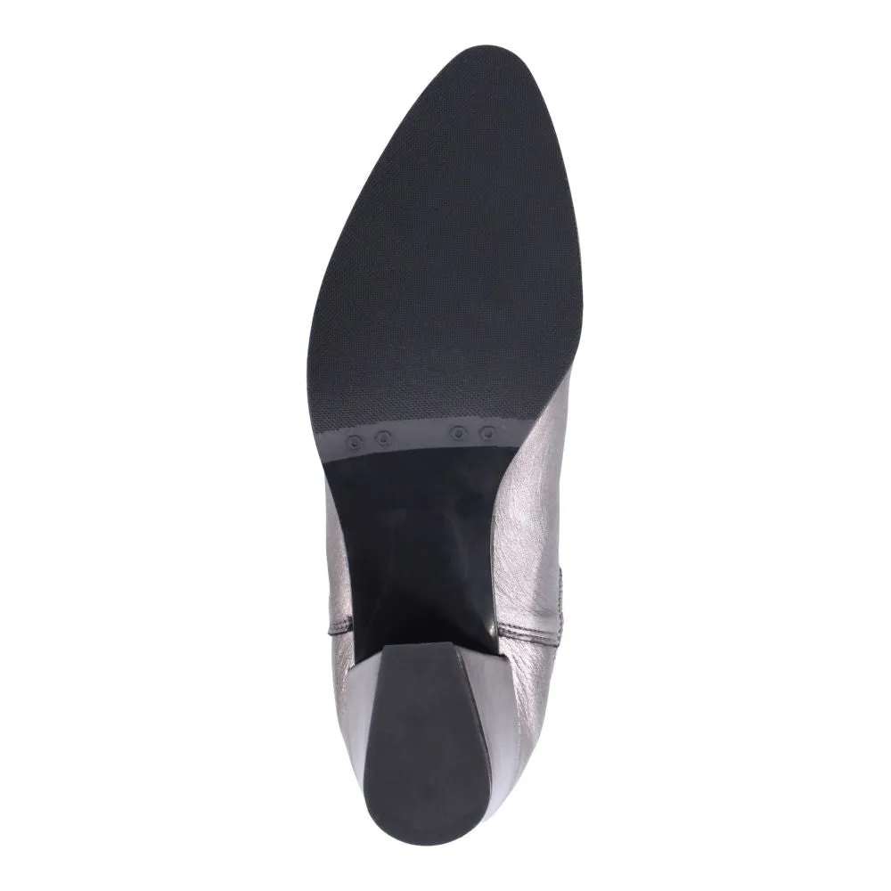 Breathable Comfort Seeker Bueno Women's Sienna Heeled Chelsea Boot in Pewter Metallic Comfort Focused Cushion