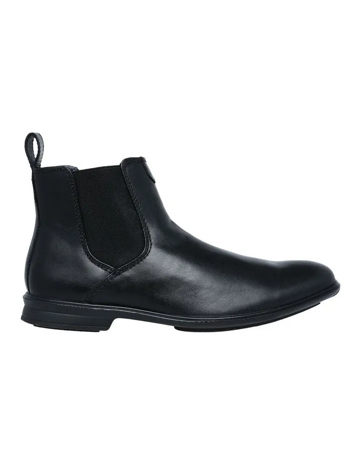 Breathable Weekend Wanderer Fashion Forward Chelsea By Hush Puppies