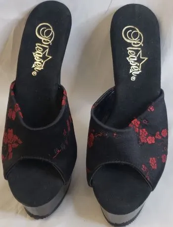 Simple Glam Chic Mode 6" Parcenet -- Women's Platform Mule -- Black/Cherry