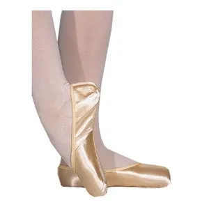 Studios II -- Pointe Shoe -- European Pink Satin Care Ease Lightweight Form Road Trip