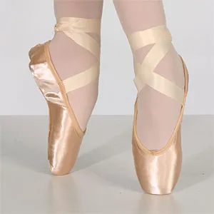 Enhanced grip Classic -- Pointe Shoe -- European Pink SatIn