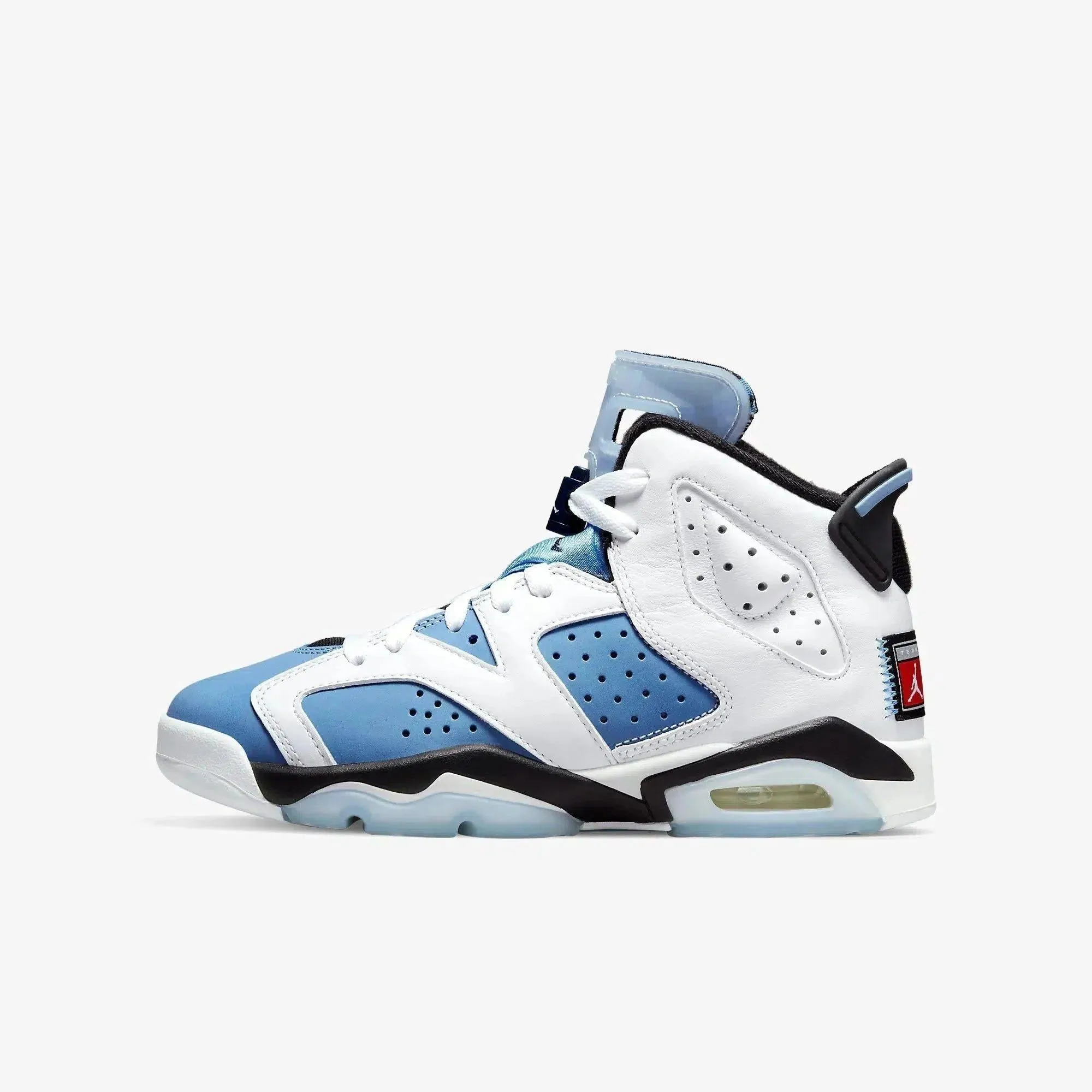 Sneaker Auctions Outfit Ease (GS) Air Jordan 6 Retro 'White / UNC University Blue' (2022) 384665-410