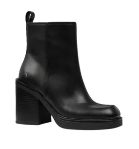 Easy Pairing Daring By Windsor Smith