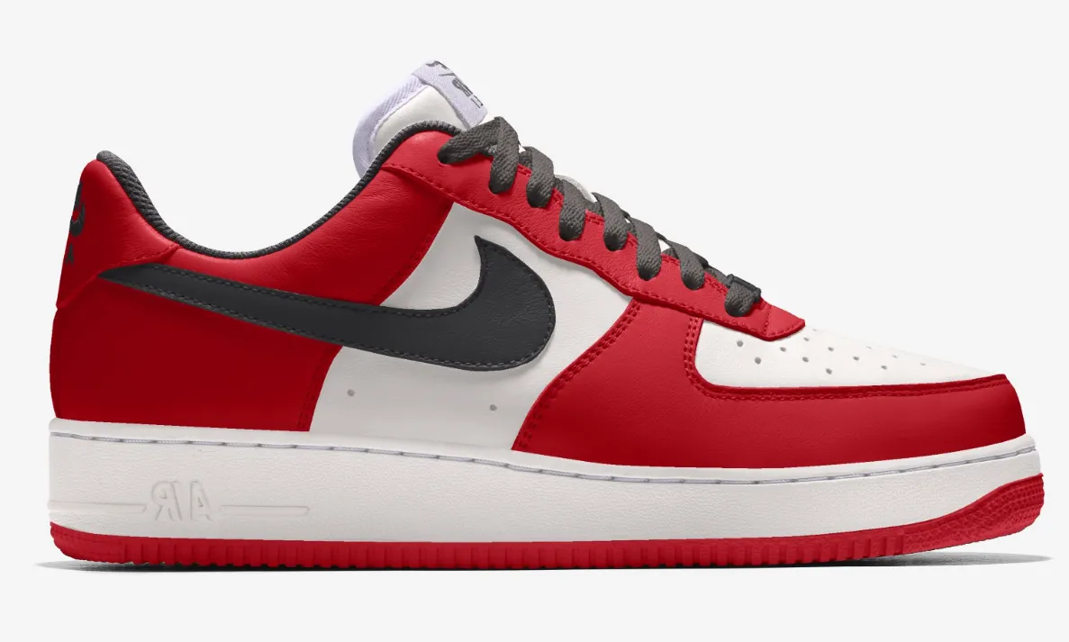 Air Force 1 Chicago (Women) Pose Ready