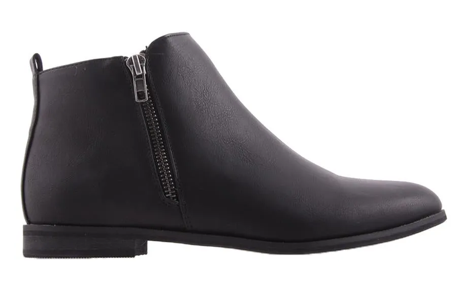 Eddie Ankle Boot By Verali Compact Build Side Zip
