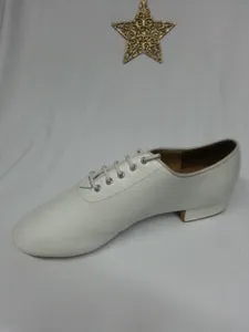 Selby -- Men's Standard Ballroom Oxford -- White Camera Look Sea Breeze