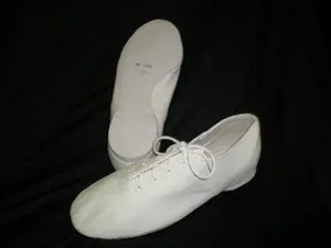Free Pace Helena -- Full Sole Jazz Oxford, Suede Sole -- White
