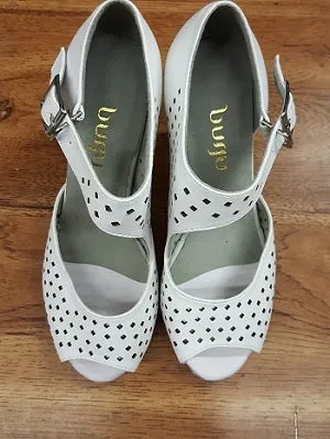 3" Onyx -- Women's Flare Heel Latin Sandal -- White orthopedic Eco Friendly Minimalist Fans