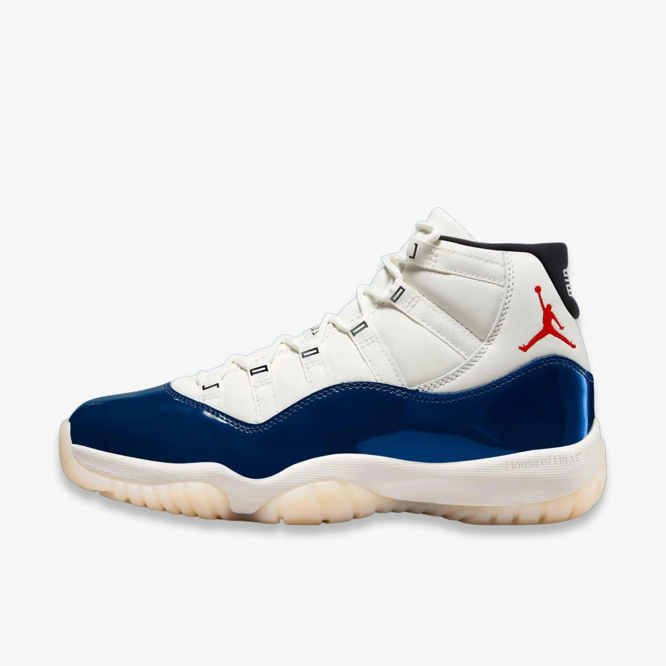 Lightweight Frame Structure Recycled Synthetic Upper *PRE-ORDER* (Men's) Air Jordan 11 Retro 'Rare Air' (2025) IH0296-400