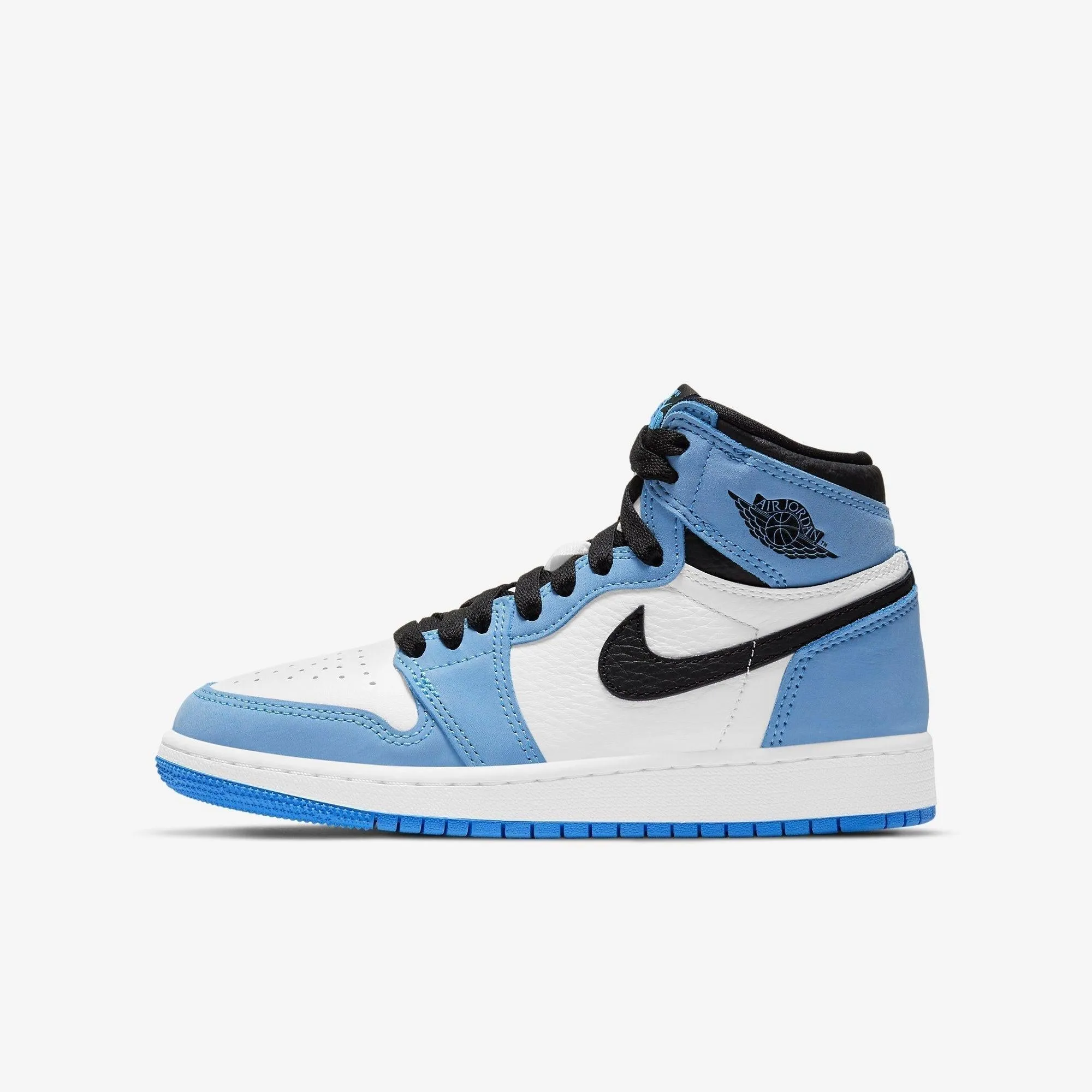 (GS) Air Jordan 1 Retro High OG 'UNC University Blue' (2021) 575441-134 Sweat Resistant Gym Workout photo shoot