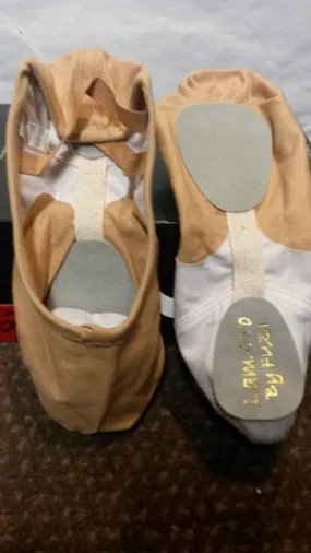 Lam Pro -- Canvas Split Sole Ballet -- Flesh Cold Tone