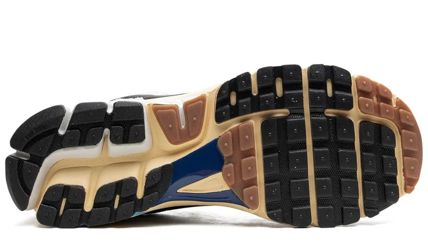 Nike Zoom Vomero 5 PREMIUM Designed by Japan Fit Baby Soft