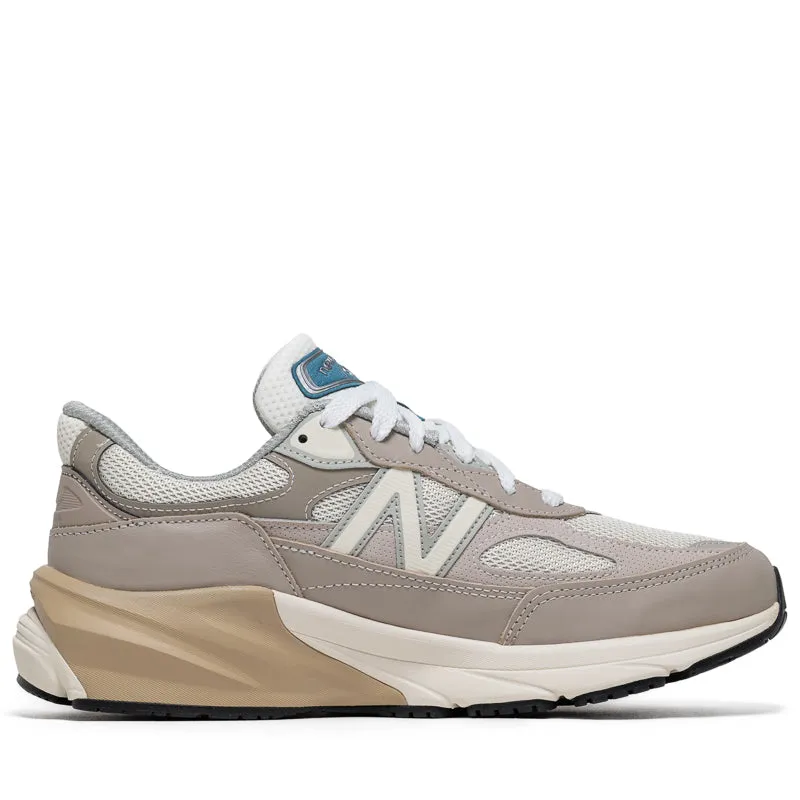 New Balance Made in USA 990v6 - Light Mushroom/Moonrock Stable Heel herringbone outsole shoes