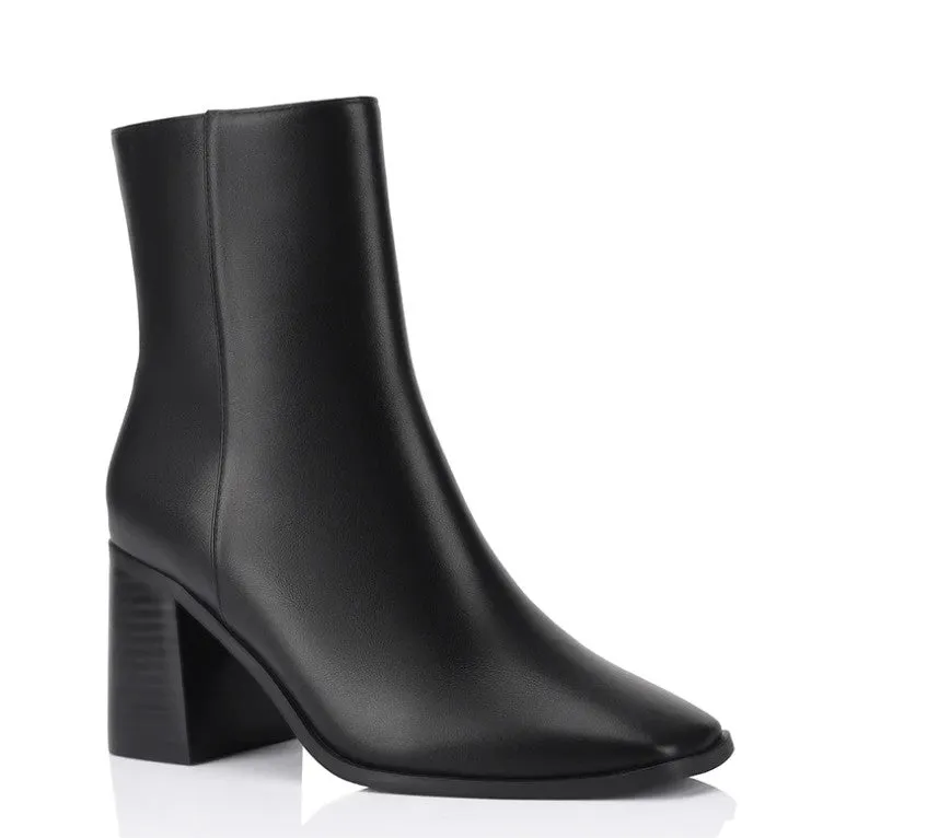 Outdoor Performance Hard Ground Liliah By Verali