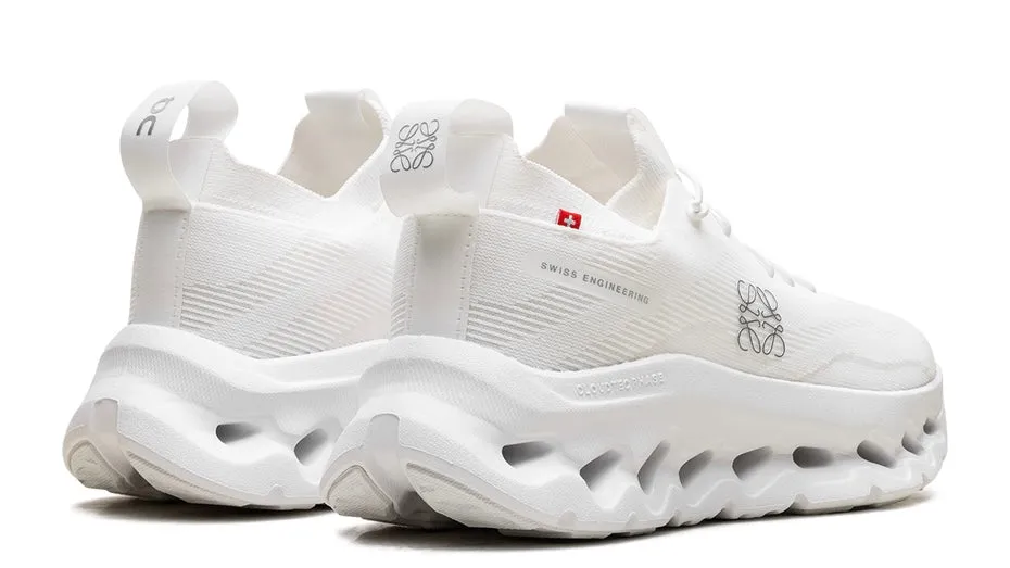 Magic Mood On Running Cloudtilt LOEWE All White (Unisex)