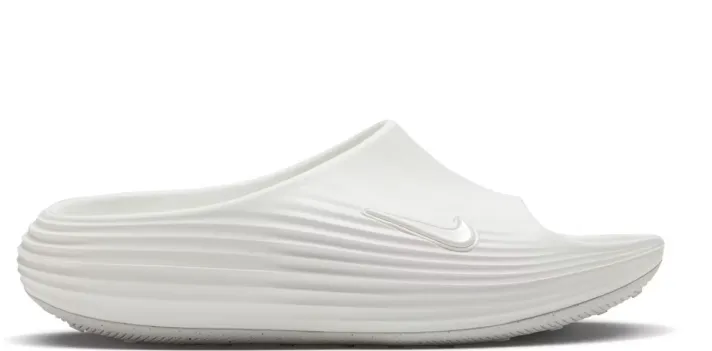 Anti Odor Busy Professionals Nike ReactX Rejuven8 Slide Sail (Women's)