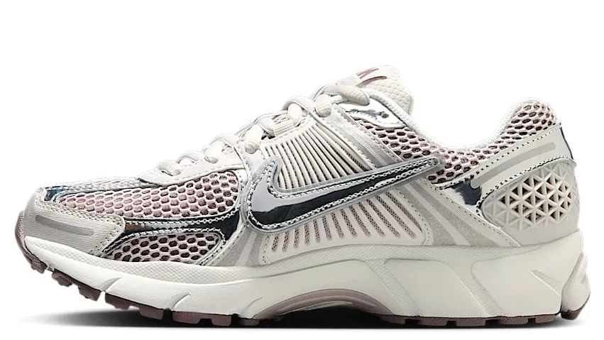 Nike Zoom Vomero 5 Metallic Silver Platinum Violet (Women's) Teen Fun Ergonomic Travel Enthusiasts