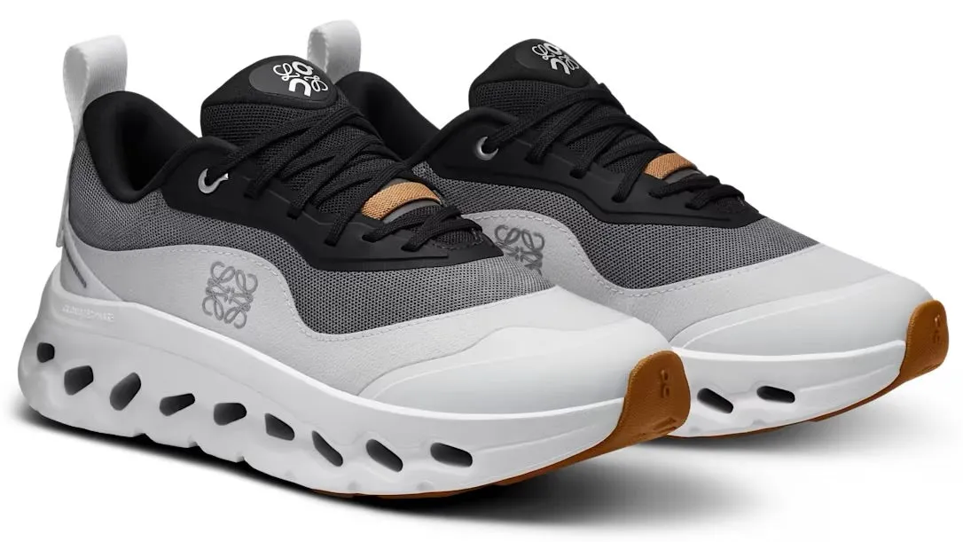 Walking Leather Upper On Running Cloudtilt 2 LOEWE Black White (Women??s)