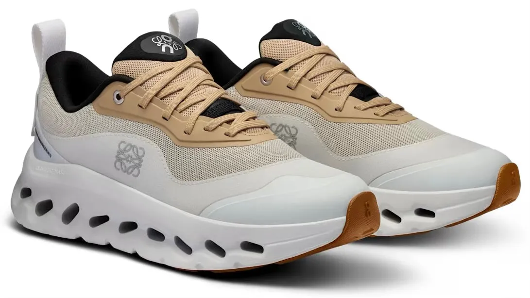 Winter Warm On Running Cloudtilt 2 LOEWE Tan White (Women's)