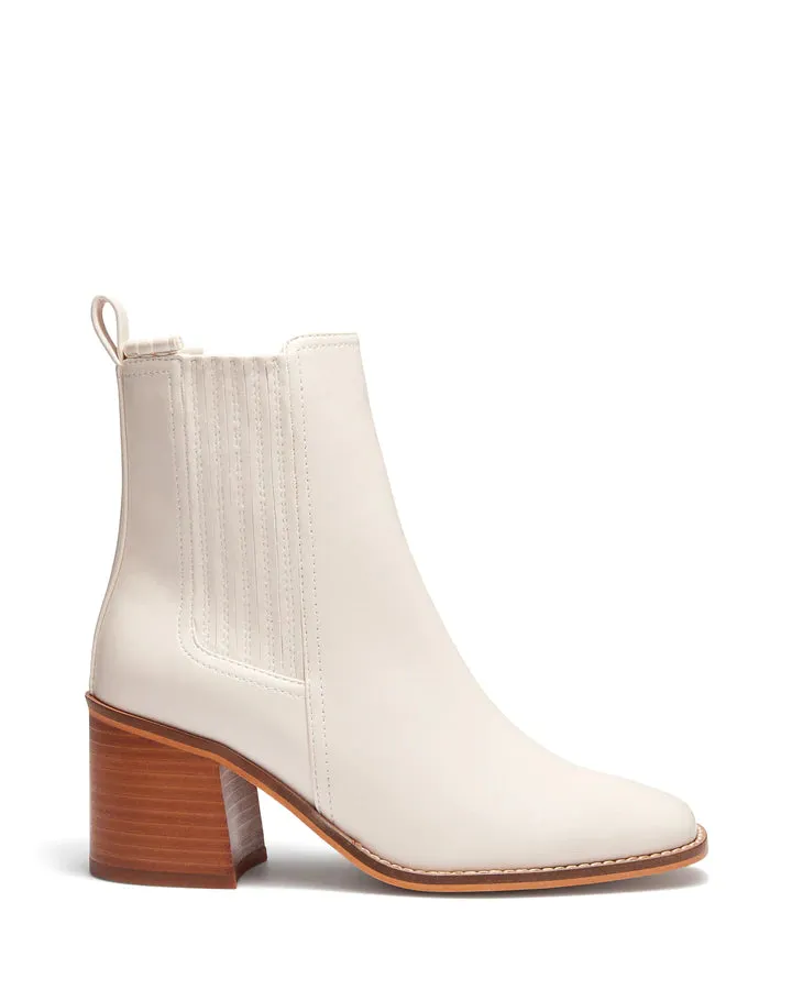 Comfortable Footbed Punk Bold Ophelia Boot By Therapy