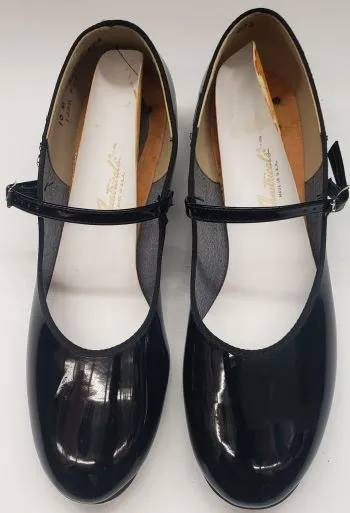 Classic Firm Ground Quela -- Women's Economy Tap Strap