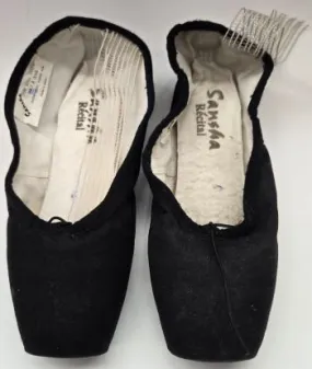 Kids Fun Comfort Ankle Recital -- Pointe Shoe -- Black Canvas