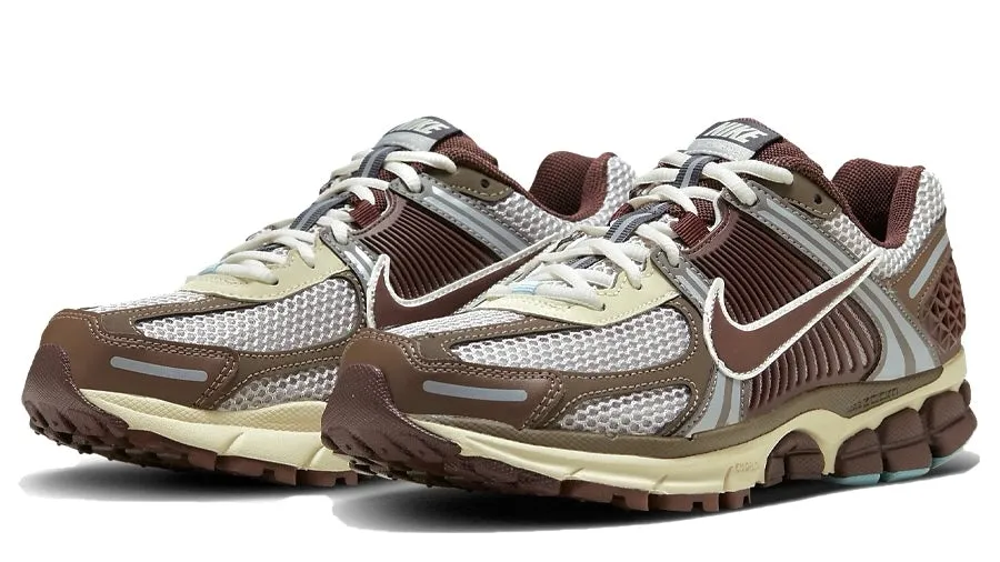Nike Zoom Vomero 5 Earth Fossil (Women's) Feather Light Urban Stroll
