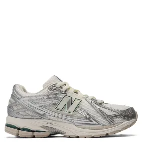 Easy Glam Sexy Stiletto Shoes New Balance 1906R in Silver Metalic with Sea Salt and New Spruce