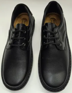 Comfort Oriented Tarrant -- Men's Casual Oxford -- Black