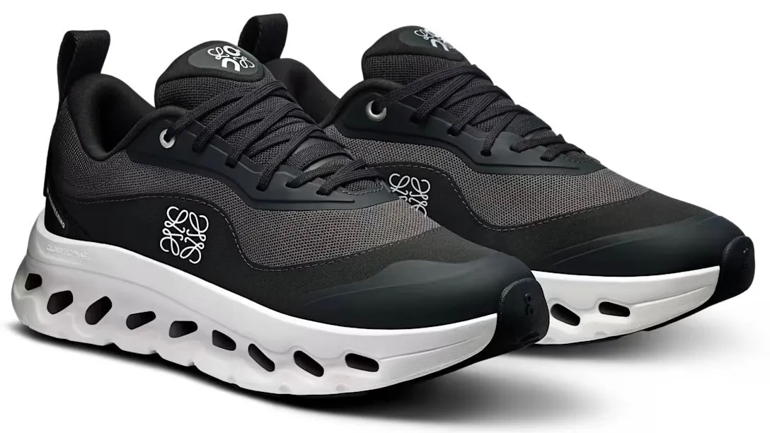 Joy Step On Running Cloudtilt 2 LOEWE Black (Women's)