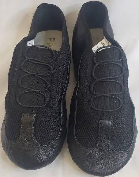 Alfred -- Mesh Split Sole Jazz Slip-On, Suede Sole -- Black Moist Guard