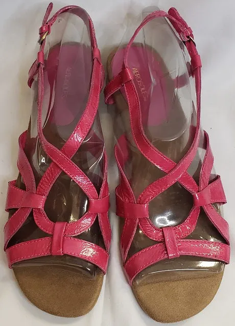 Clean Lines Relaxing Shoes 1.5" LaFayette -- Women's Wedge Sling Sandal -- Pink Patent