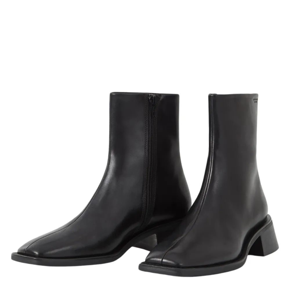 Vagabond Women's Blanca Boots in Black Leather Stylish Protection Low Maintenance