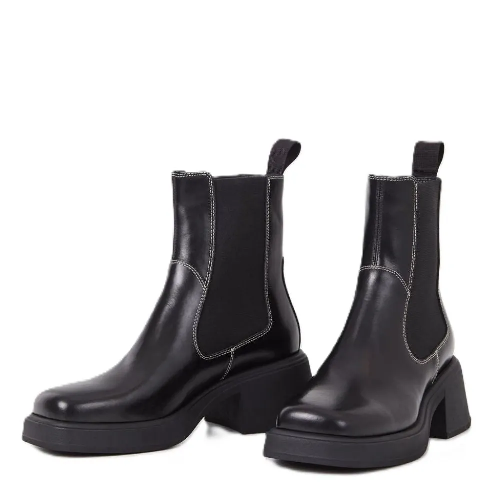 Shock Absorbing Morning Walk Vagabond Women's Dorah Boots in Black Leather Protective Cushion