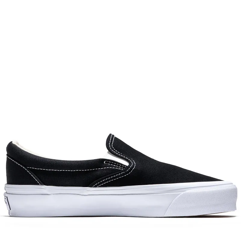 Nature Walk Stretch Fabric Weekend Trip Vans Slip On Reissue 98 - Black/White