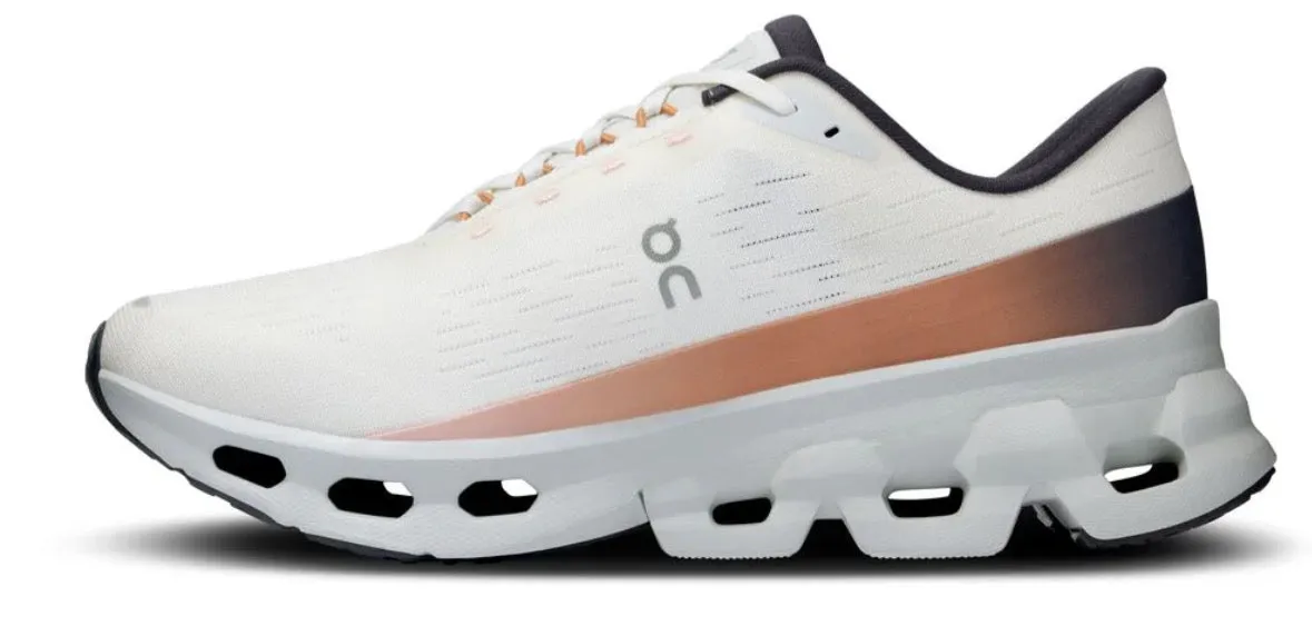 Comfort Bend Craftsmanship On Cloudspark Ivory Glacier (W)