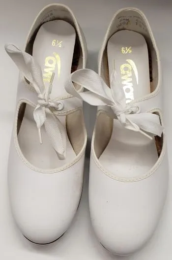 YItty -- Women's Economy Tap Oxford -- White Bright tone